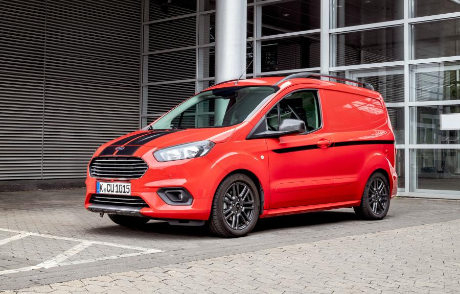  Ford Transit Courier Sport 2018 года  (WW) (фото 1 из 2)